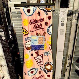 Brand New Gilmore Girls Christmas PINK Winter Throw Blanket